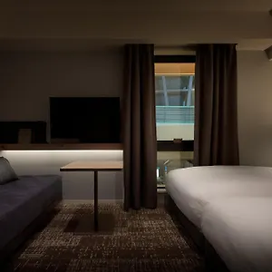 Nest Umeda 3* Ōsaka