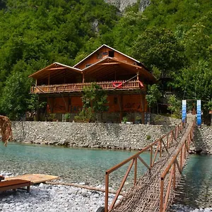 Affittacamere Eagles Land Koman