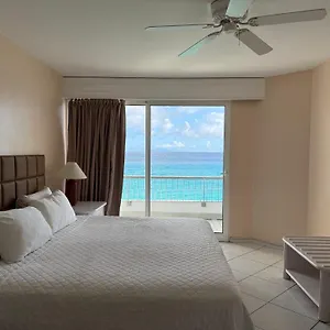 https://sapphire-beach-club-resort-cupecoy.comcaribbean.com