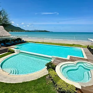 Twin Bay Semesteranläggning (resort)